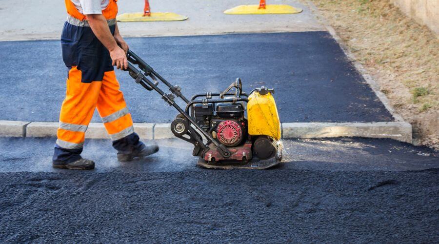 Professional gutter cleaning in Brooklyn, MI